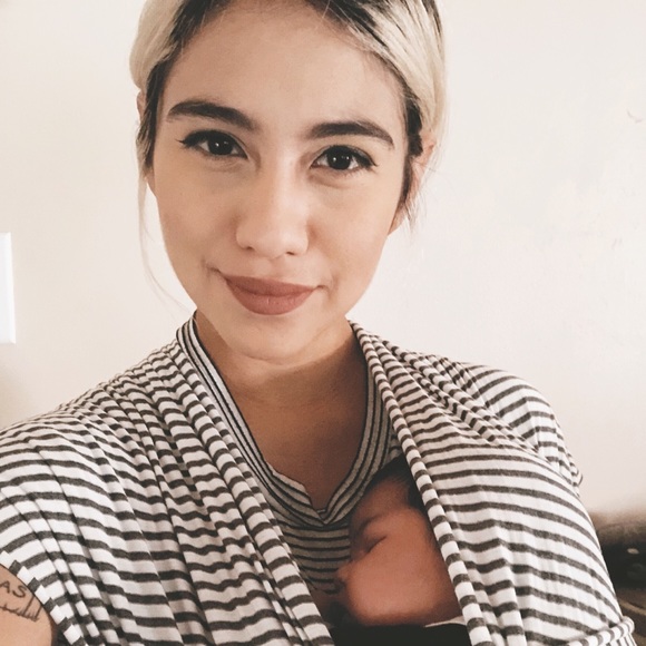 Meet Ur Seller!! 💖 - Picture 3 of 3